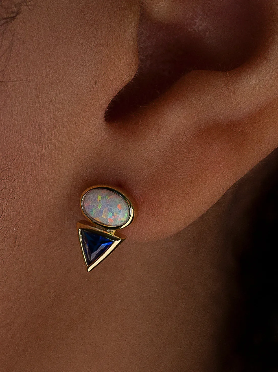 Pendientes De Piedras De Colores | Pendientes Pequeños | LINEARGENT Pendientes pequeños de plata diseño ópalo y zafiro