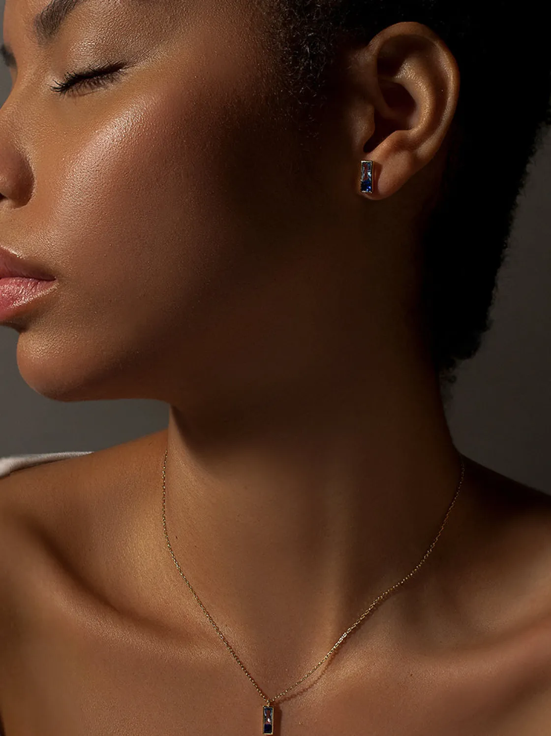 Pendientes De Piedras De Colores | Pendientes Pequeños | LINEARGENT Pendientes pequeños de plata diseño tonos azules