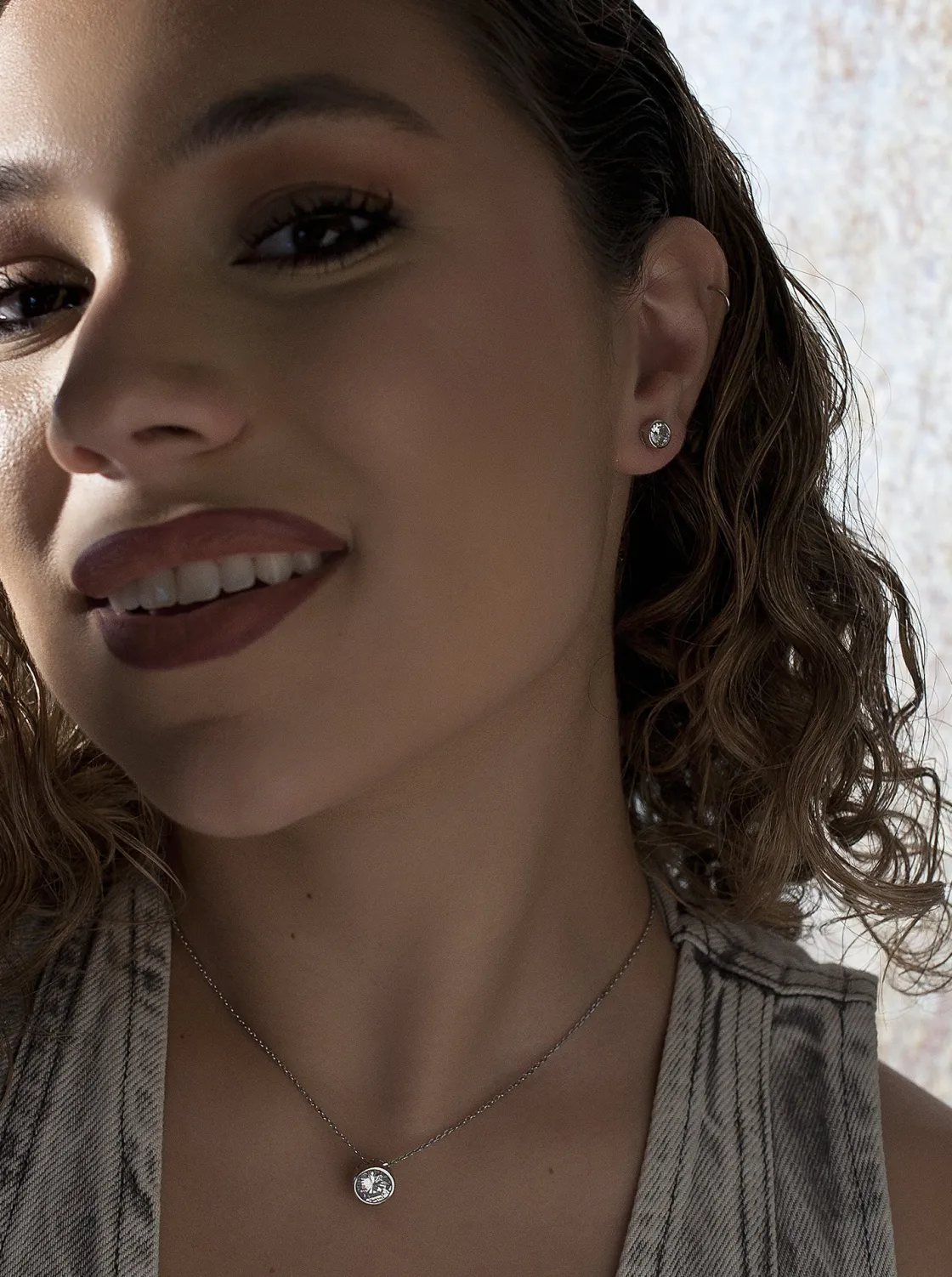 Pendientes Pequeños | LINEARGENT Pendientes pequeños diseño circular con circonita