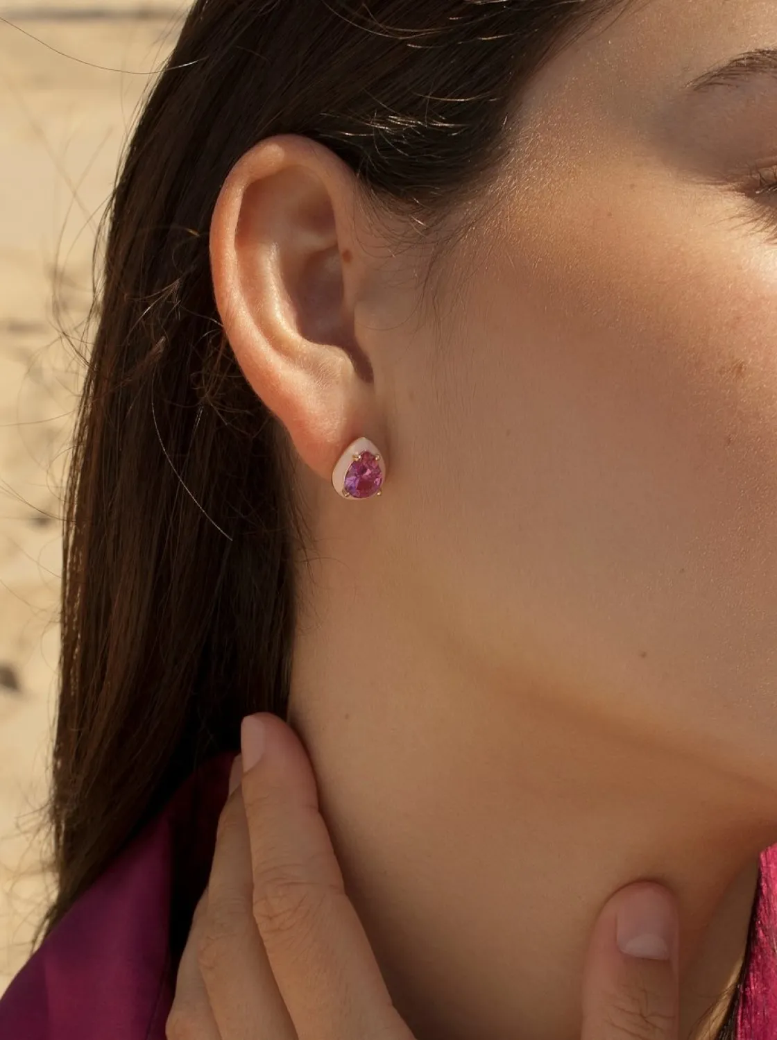 Pendientes De Piedras De Colores | Pendientes Pequeños | LINEARGENT Pendientes pequeños diseño de gota combinados con esmalte rosa