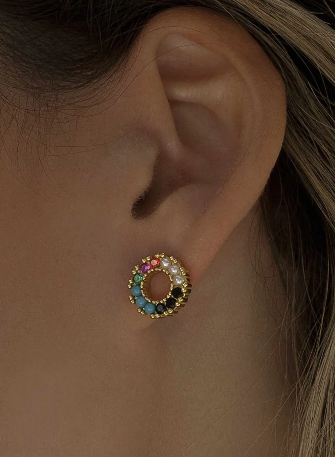 Pendientes Pequeños | LINEARGENT Pendientes pequeños dorados con piedras de colores