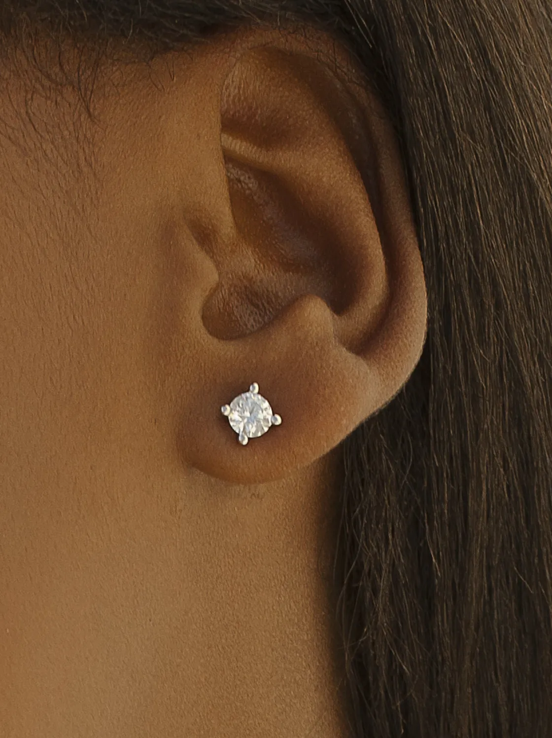 Pendientes Pequeños | LINEARGENT Pendientes pequeños plata diseño 4 garras con circonita