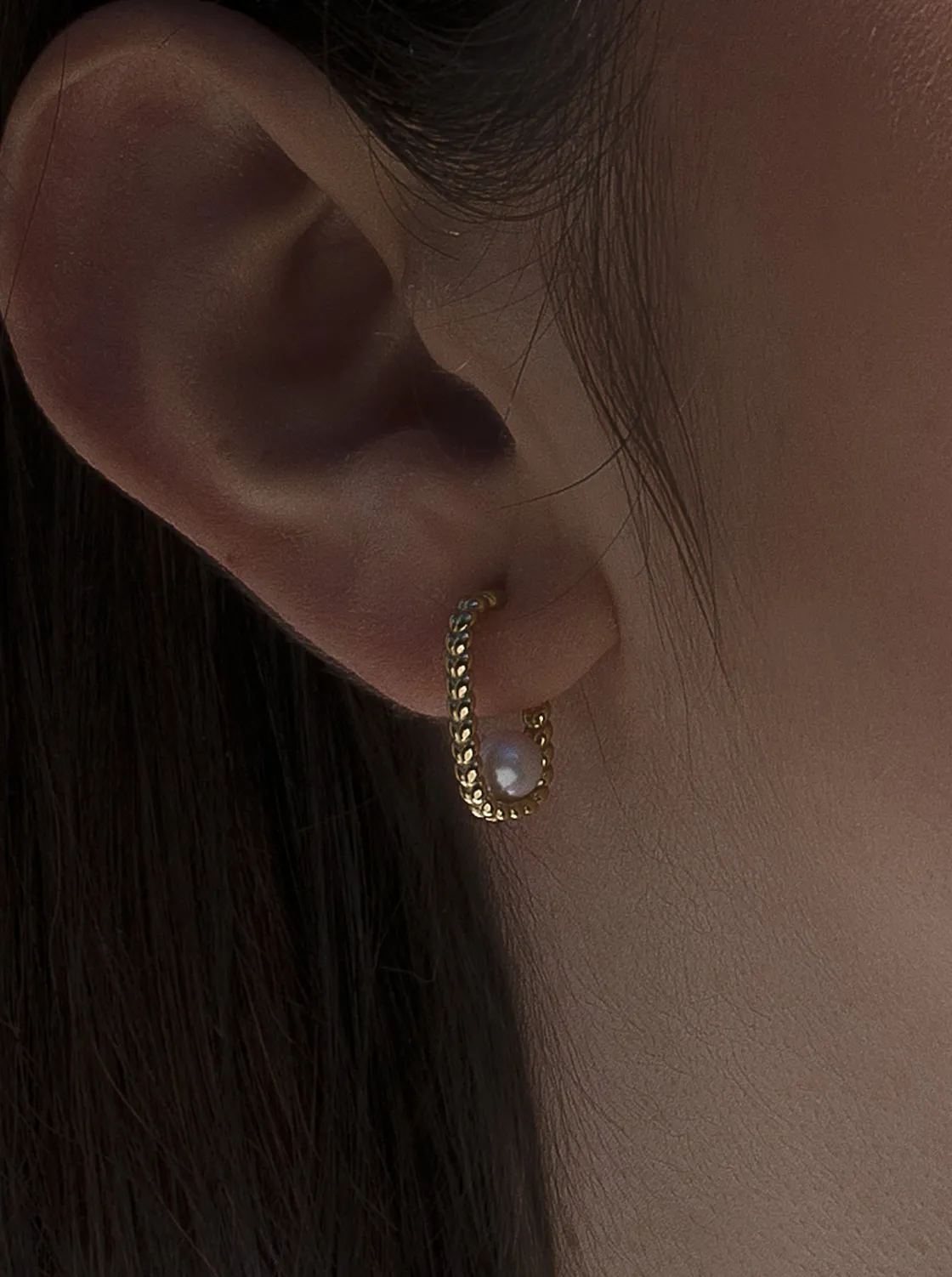 Pendientes Perlas | LINEARGENT Pendientes perlas de plata bañada en oro diseño espiga