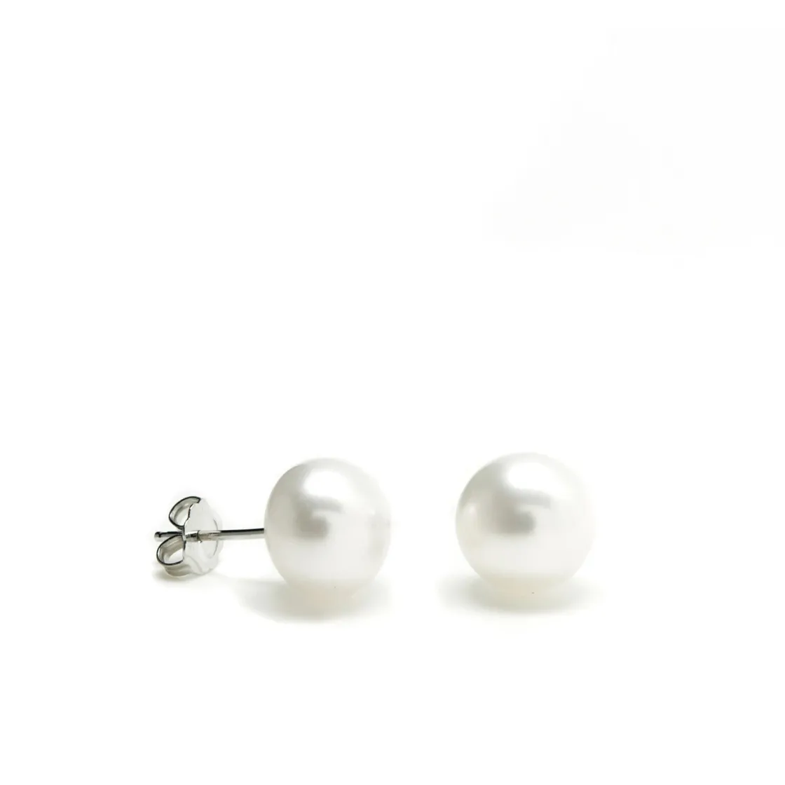 Pendientes Perlas | LINEARGENT Pendientes perlas pequeñas diseño redondo y clásico