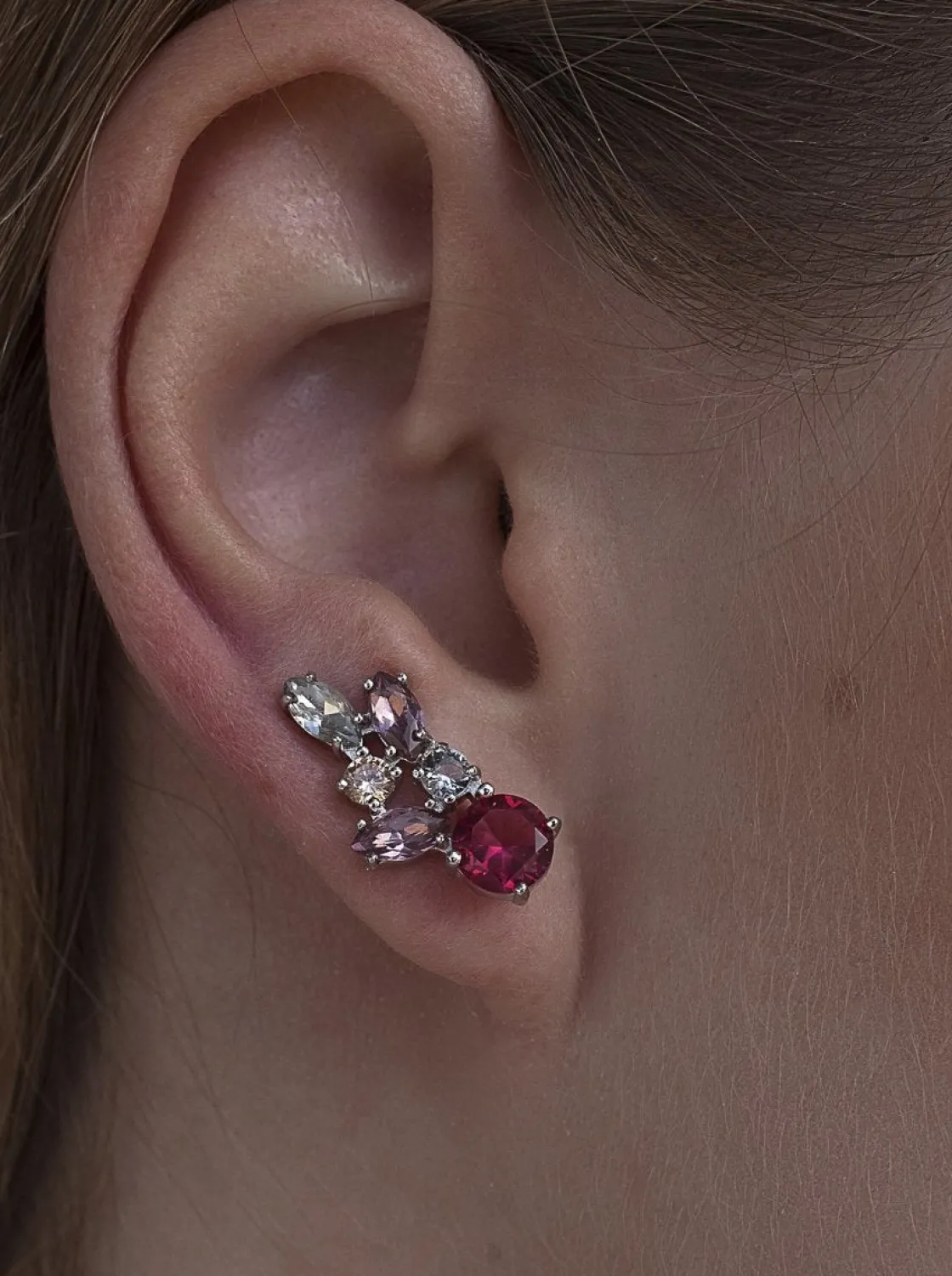 Pendientes Trepadores | LINEARGENT Pendientes trepadores de plata diseño hoja en rosa