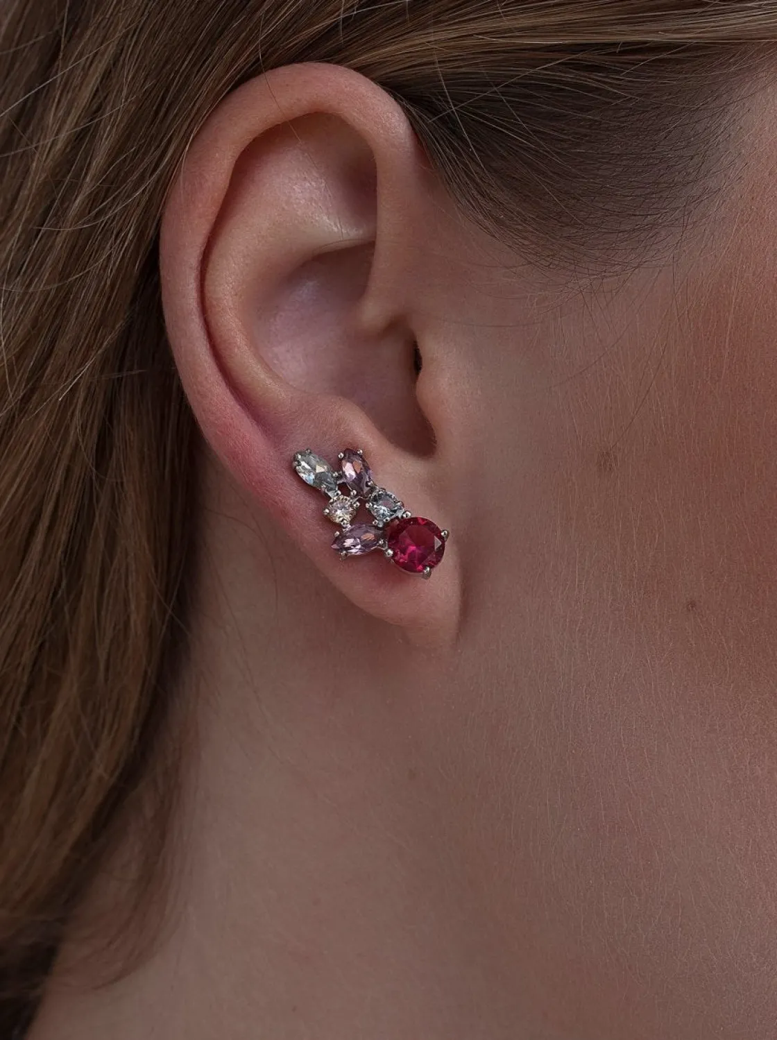 Pendientes Trepadores | LINEARGENT Pendientes trepadores de plata diseño hoja en rosa