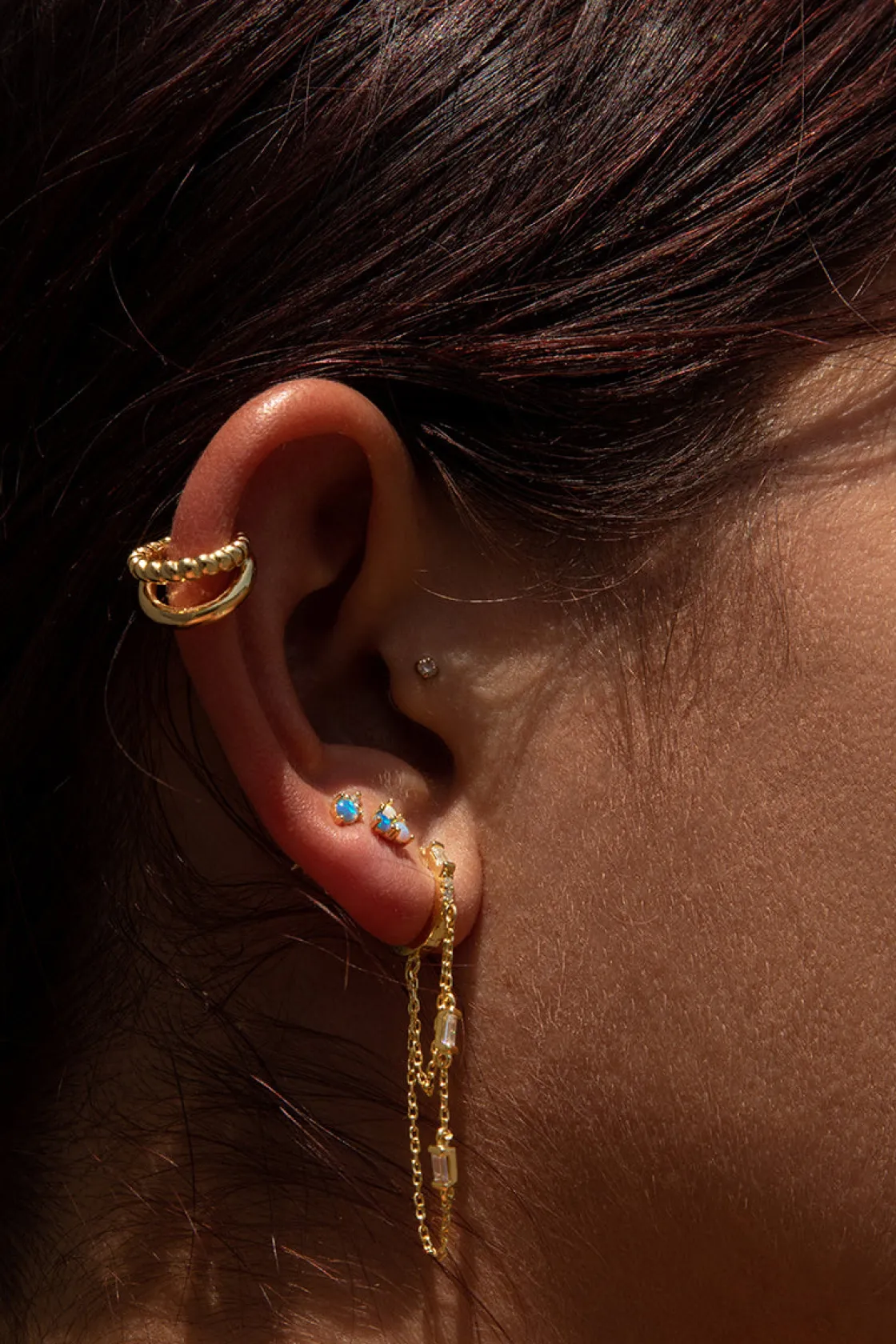 Segundo Pendiente | LINEARGENT Piercing de plata baño dorado diseño triple ópalo