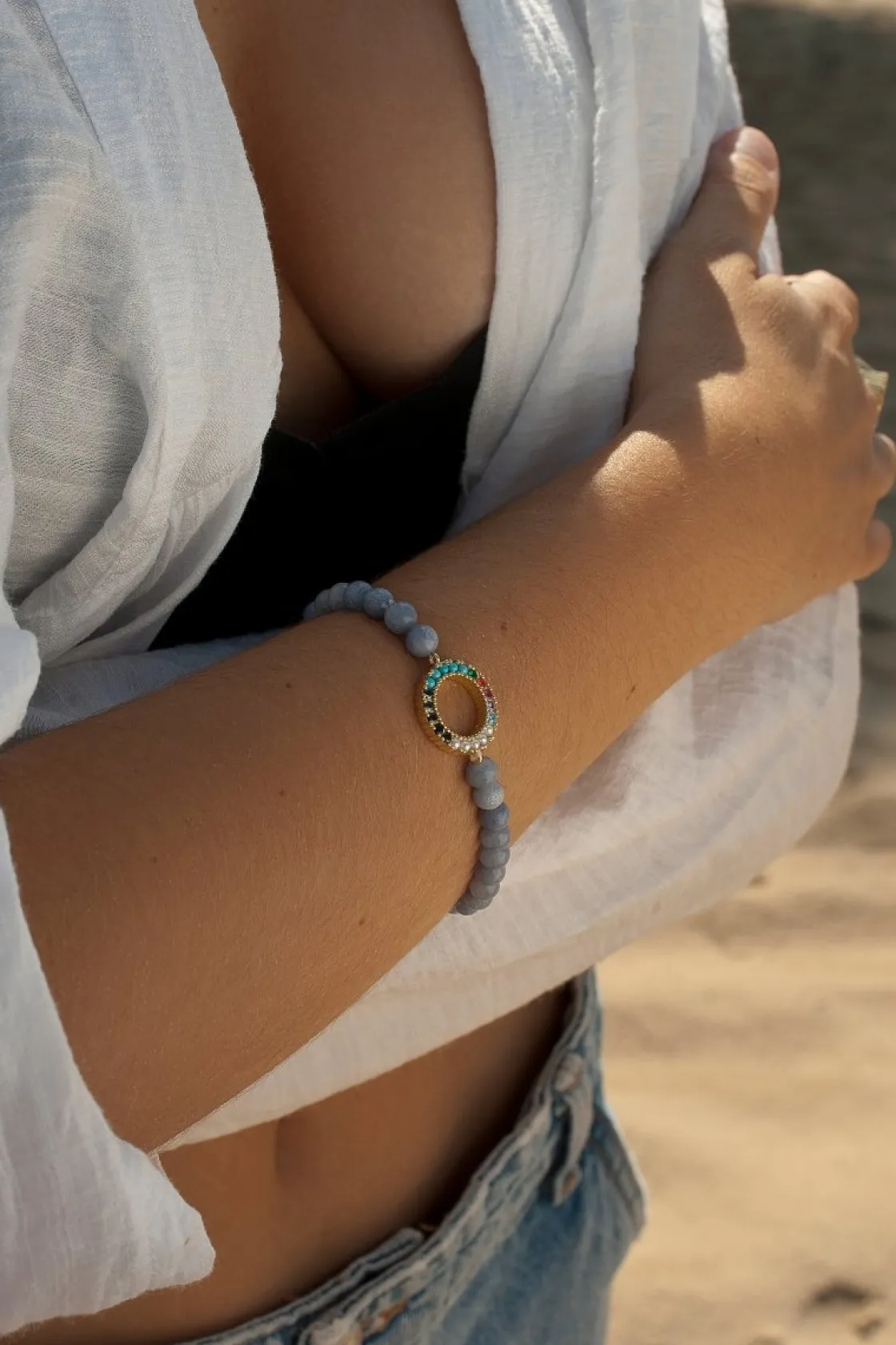 Pulsera De Bolas | Pulseras Con Piedras | LINEARGENT Pulsera de bolas con motivo central circular dorado