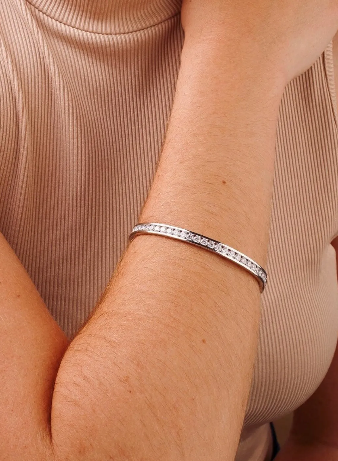 Pulseras Esclavas | LINEARGENT Pulsera esclava de plata diseño fino con circonitas