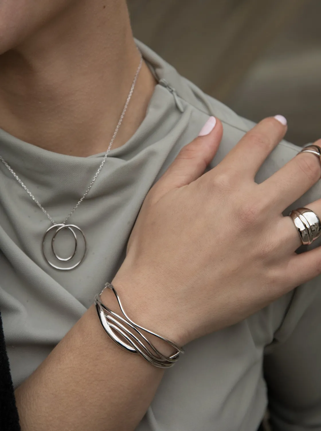 Pulseras Esclavas | LINEARGENT Pulsera esclava diseño irregular varios carriles en plata