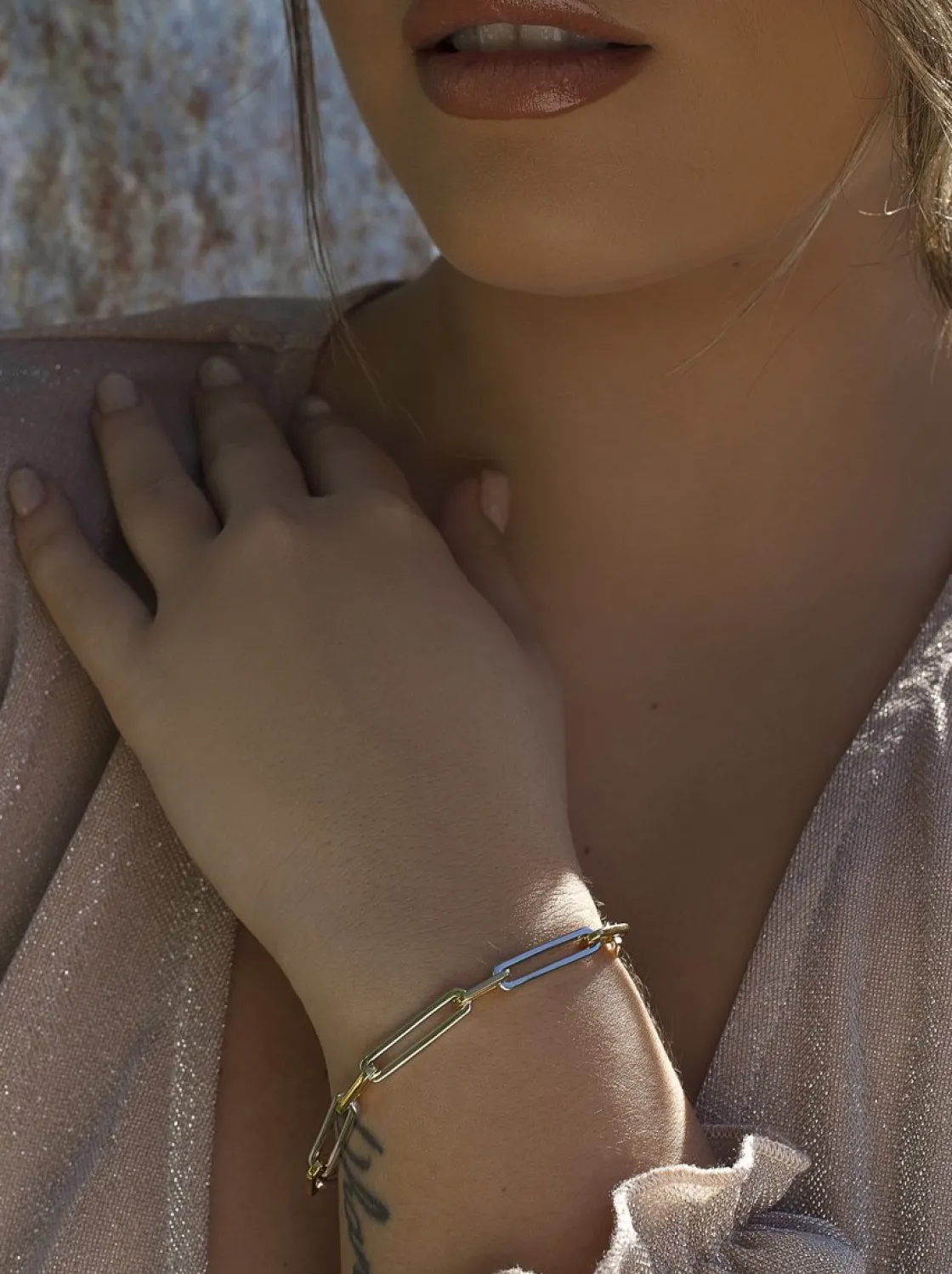 Pulsera Eslabones Plata | LINEARGENT Pulsera eslabones plata formada por eslabones pequeños y grandes diseño bicolor