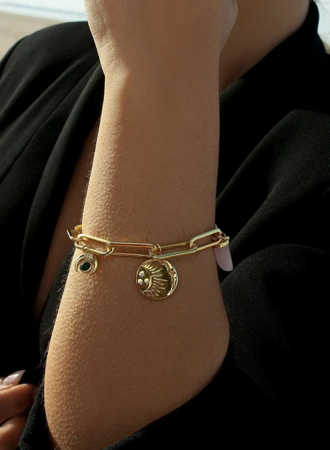 Pulseras Con Colgantes | LINEARGENT Pulseras con colgantes de plata diseño medalla