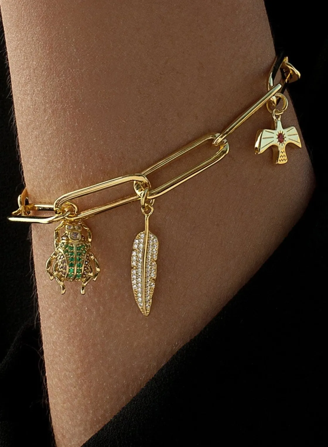 Pulseras Con Colgantes | LINEARGENT Pulseras con colgantes diseño de eslabones dorados