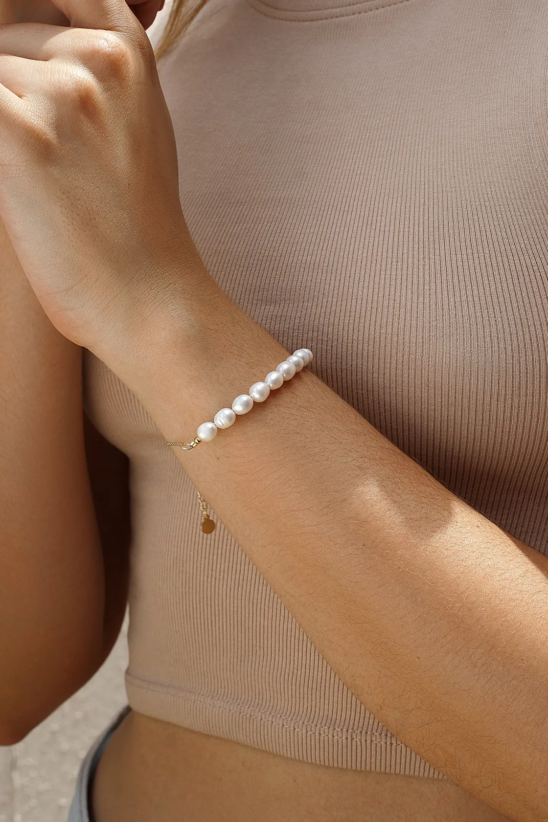 Pulseras Perlas | LINEARGENT Pulseras con perlas en plata diseño dorado