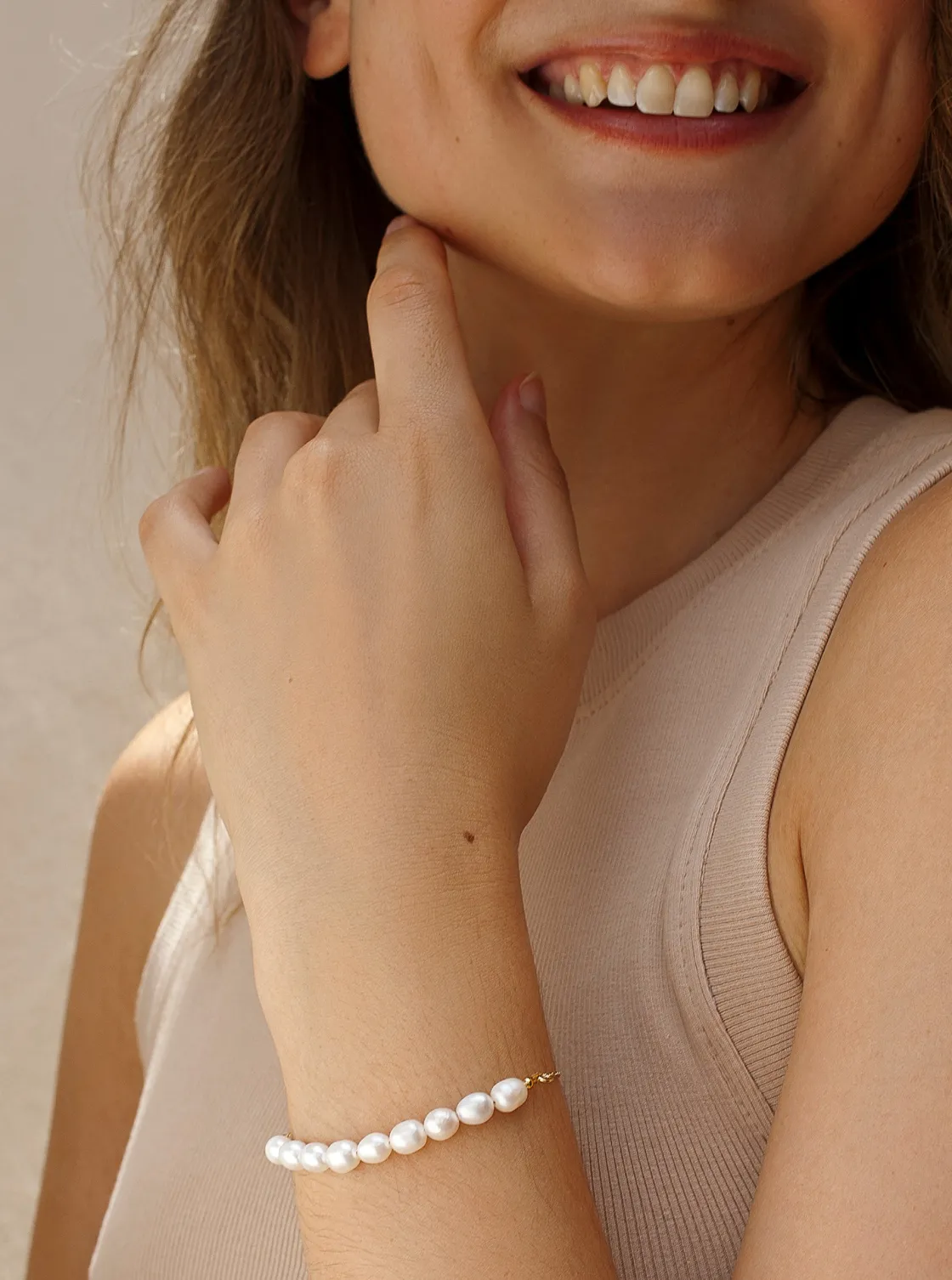 Pulseras Perlas | LINEARGENT Pulseras con perlas en plata diseño dorado