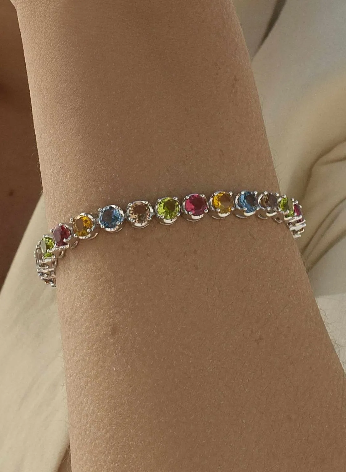 Pulseras Con Piedras | Pulsera Riviere | LINEARGENT Pulseras con piedras de tonos cálidos y plata lisa