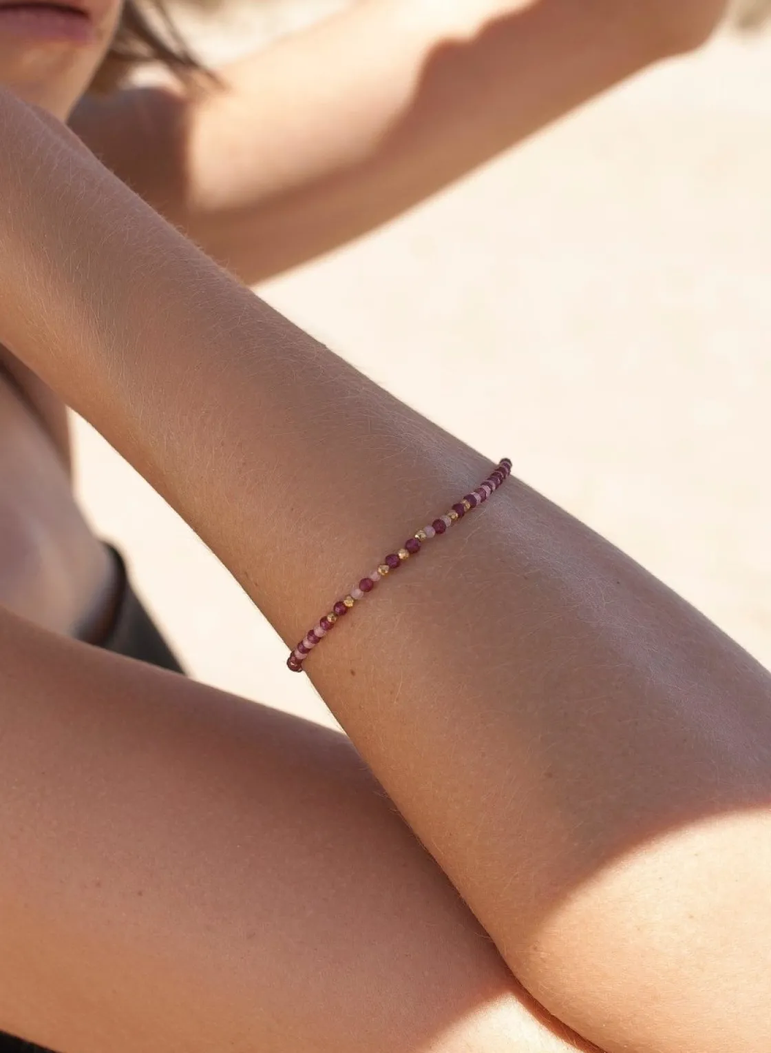 Pulsera De Bolas | Pulseras Con Piedras | LINEARGENT Pulseras de bolas finas compuestas por cuarzo rosa