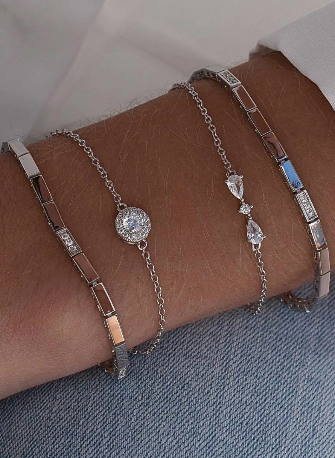Pulseras Brillantes | Pulseras Finas | LINEARGENT Pulseras fina de plata diseño doble circular