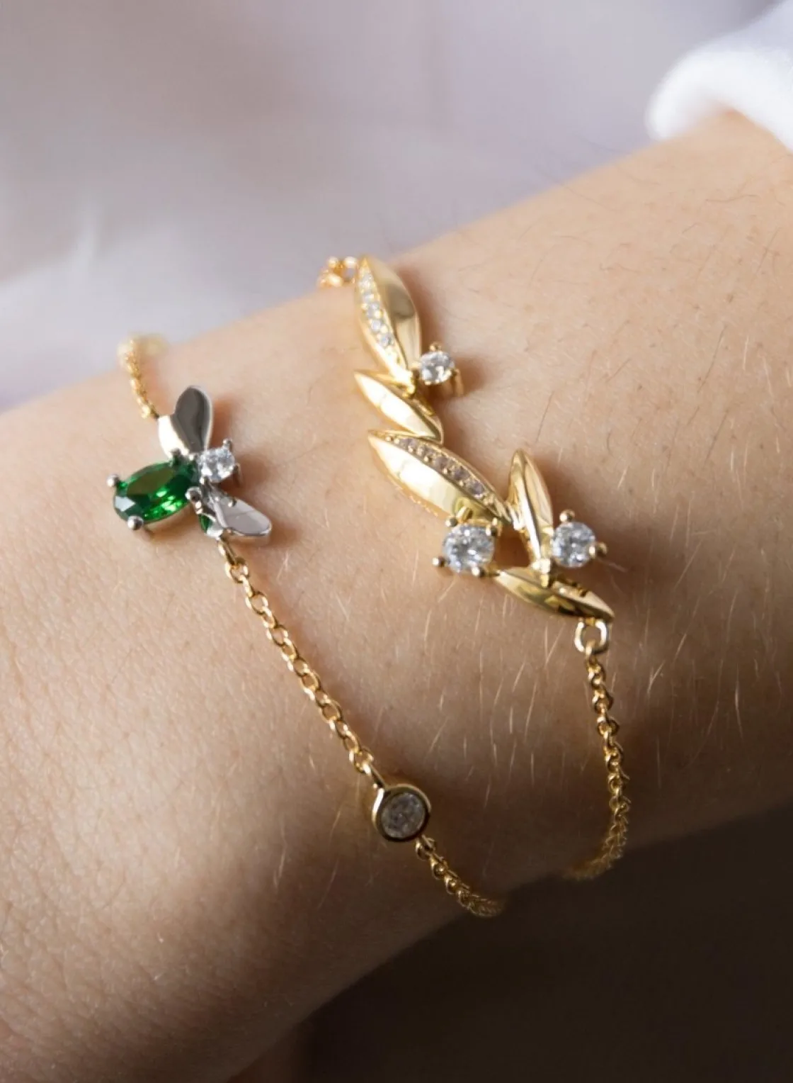 Pulseras Finas | LINEARGENT Pulseras finas de plata diseño de hojas e insecto