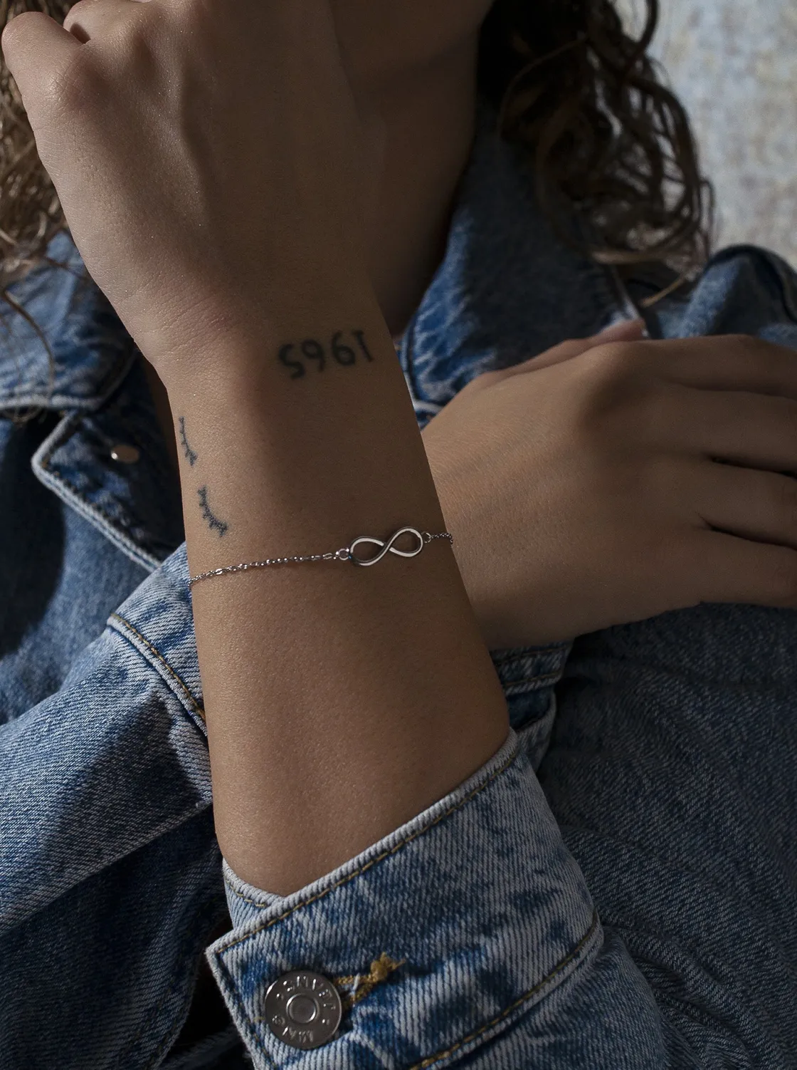 Pulseras Finas | LINEARGENT Pulseras finas de plata motivo infinito central