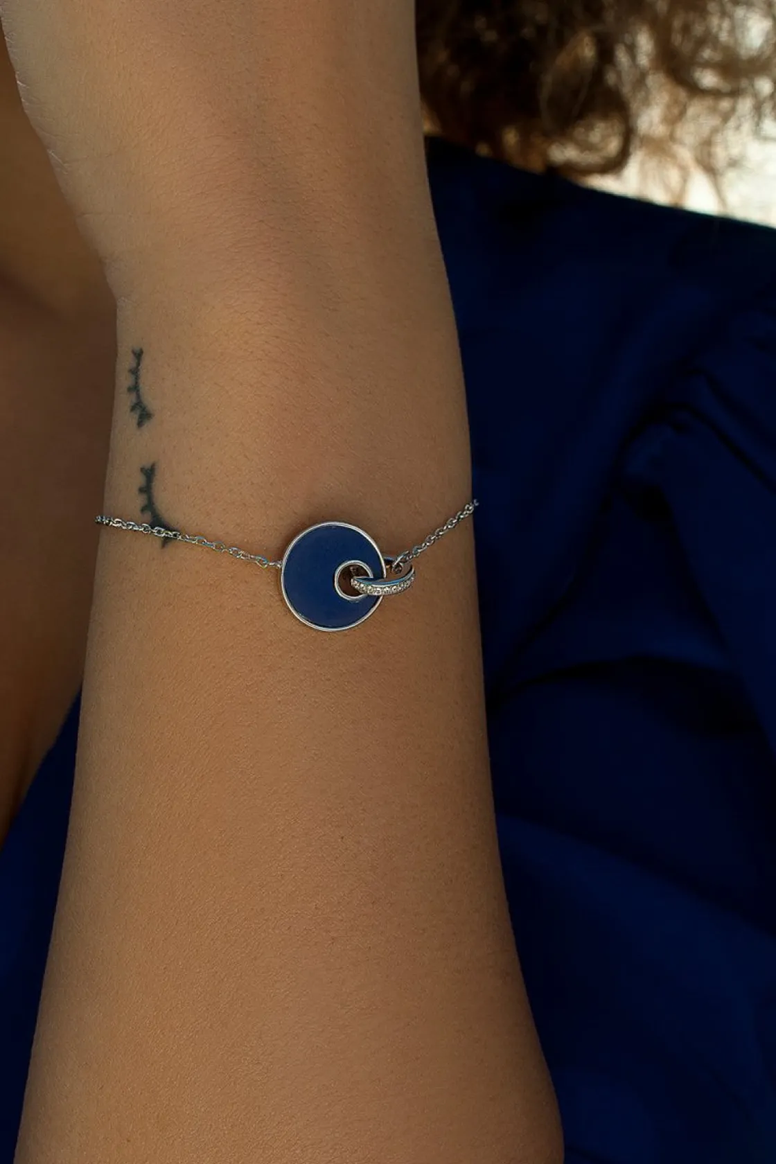 Pulseras Finas | LINEARGENT Pulseras finas formadas por lapislázuli y circonita