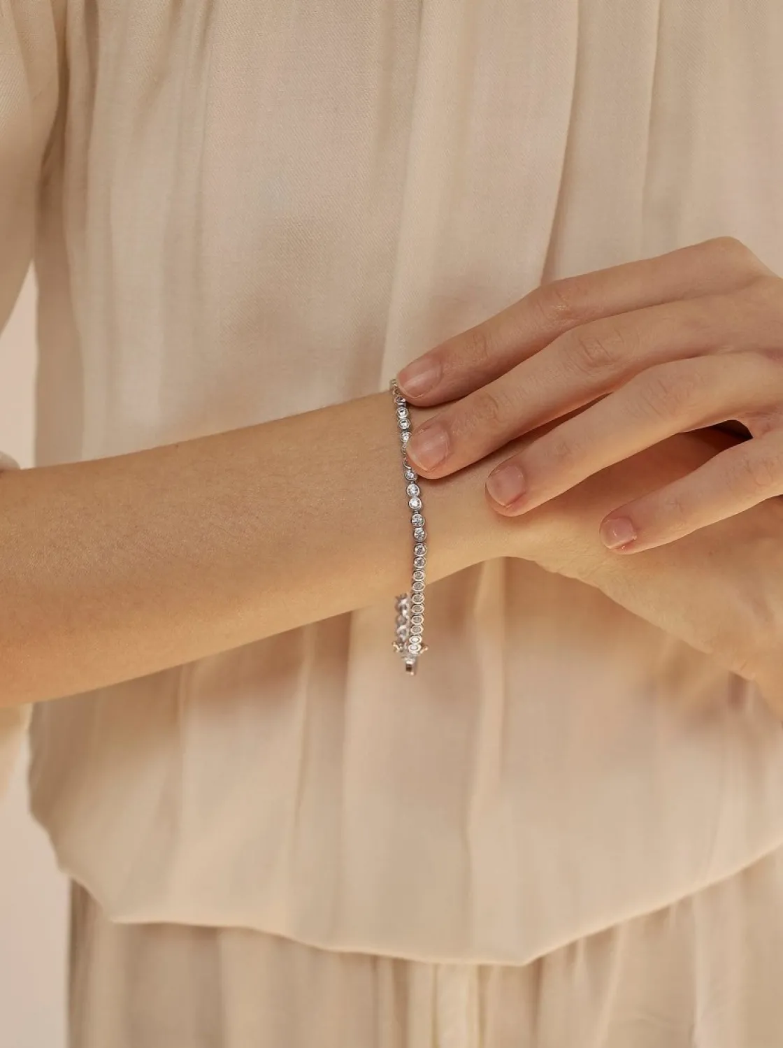 Pulseras Brillantes | Pulsera Riviere | LINEARGENT Pulseras riviere con chatones de circonitas redondos